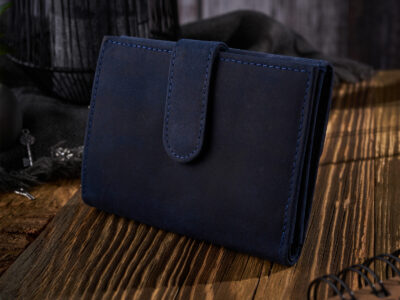 Średniej wielkości granatowy portfel damski z surowej skóry naturalnej w stylu vintage Paolo Peruzzi - obrazek 3