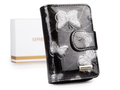 Portfel damski czarny lakierowany z wzorkiem w motylki RFID Gregorio