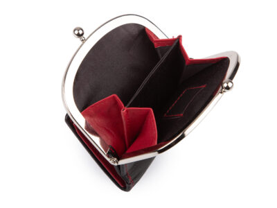 Czerwono-czarna, skórzana, portmonetka damska zapinana na klasyczny metalowy bigiel RFID - obrazek 5