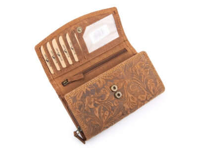 Poziomy portfel damski jasnobrązowy z zamszowej skóry naturalnej z tłoczeniem w kwiaty - obrazek 4