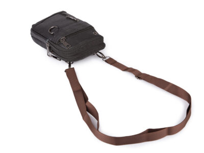 Mała skórzana saszetka na szyję czarna na dokumenty 2-komorowa - obrazek 4