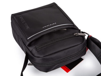 Czarna torba męska na ramię Pierre Cardin - średnia i wygodna na co dzień - obrazek 6