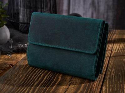 Zielony średniej wielkości skórzany portfel damski w stylu vintage Paolo Peruzzi - obrazek 3