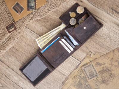 Wygodny, brązowy portfel męski Paolo Peruzzi z mocnego materiału i skóry naturalnej - obrazek 4