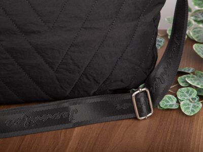 d11d1d4c6ee375d7ac8733c892a94e59