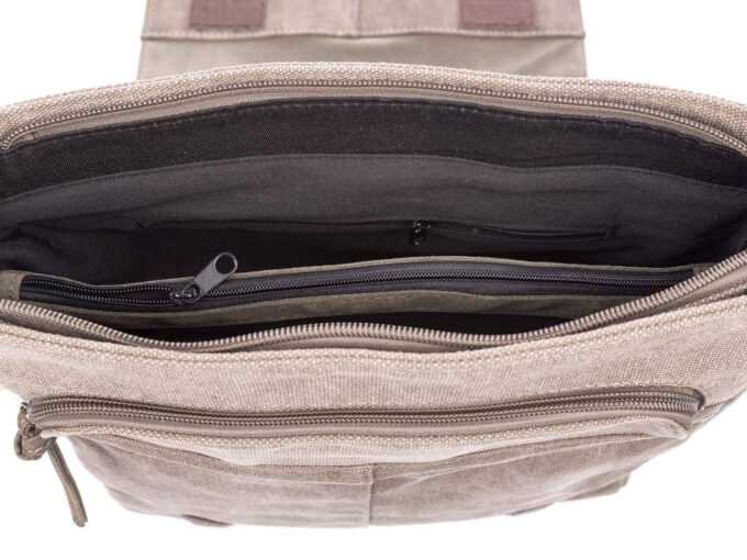 7919b325f82bb43285518d589da3d79d