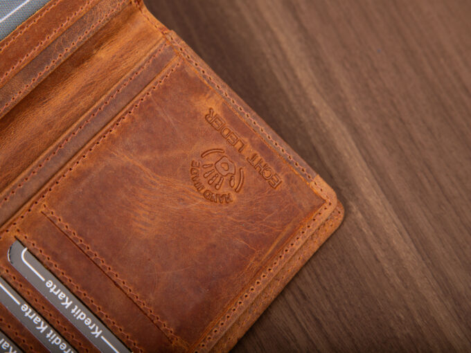 c9ebf8515cc0e53a18648159104858d9