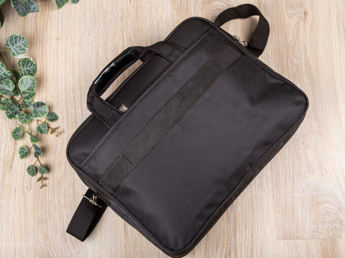 cc0304a21a50e7cd850aad36406d05d6