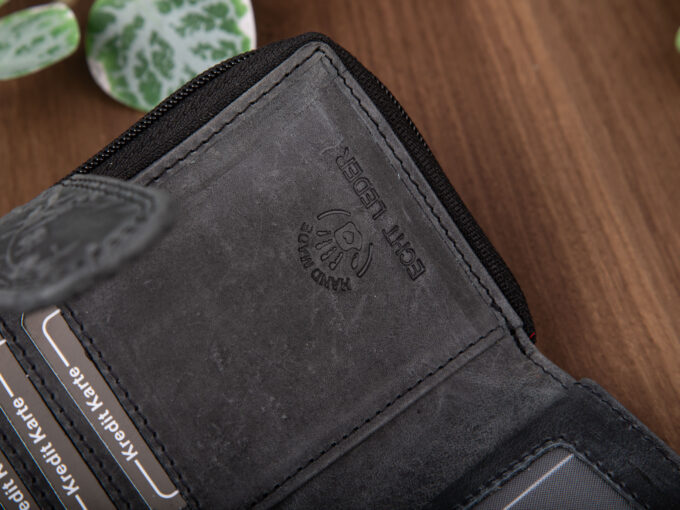 0eec4f0438bdfca13575a9feb3d87750