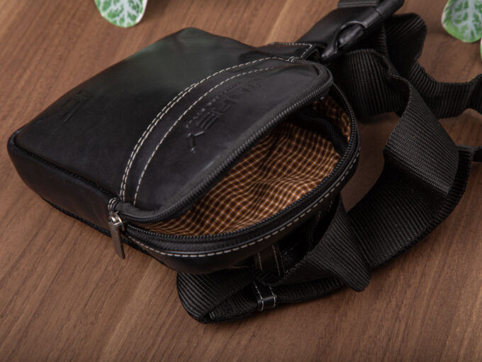 d60e3fefee8ee55f857888a6991f8ce9