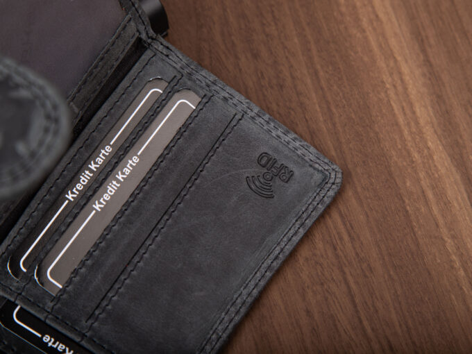 af9765ae8216f60b6c80a9e64a277fb8