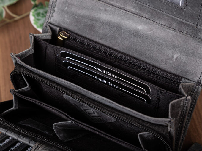 f8f02e5181588d519612a8812675ca2a