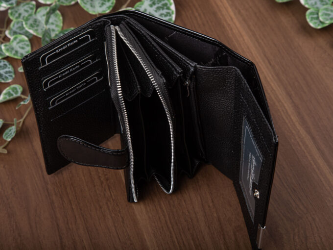 89e5d7cc538063a6c7e938a91634a338