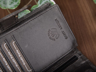 fe0cb044f19bcfd62674a8bf56ab254d