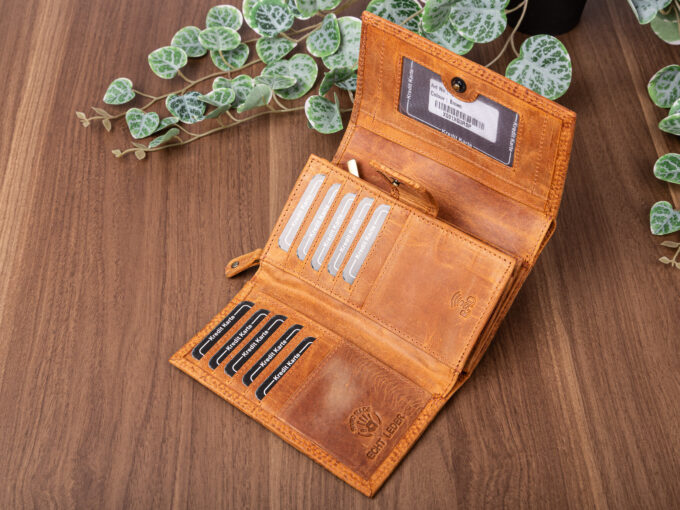 3657ecb2773697488db71a6cee74cb8c