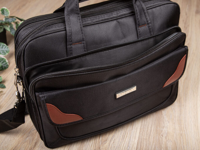 21eeadc6989637738136e00ff4065e77