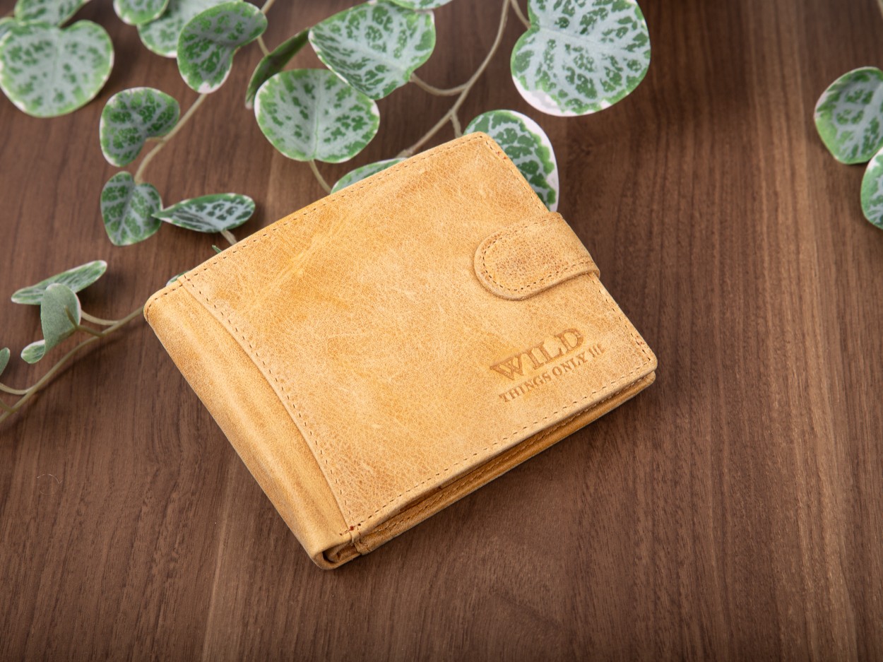 0d98252bee484f96b99173e7aa8f284d