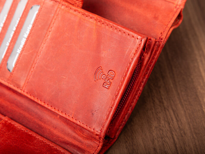 9cb957d19e15fb04b5f832e246c545b7