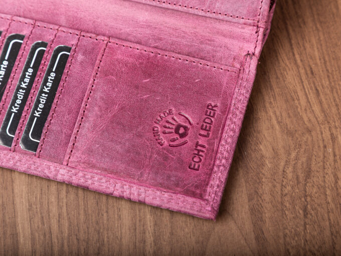 79e704bba2214705a03ebf149d9a1f2f