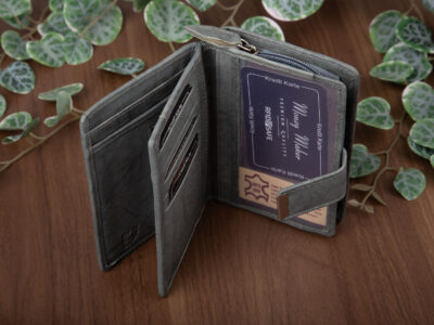 39b31b740932f1d89c175e9304daf09f