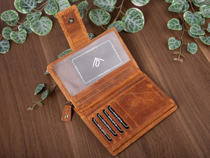 02f839b85fb103a9f787cb4a33b05b80