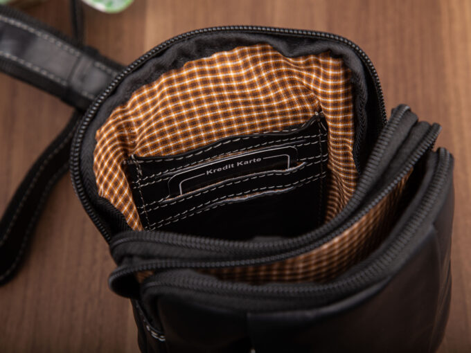 84cd5a0242cc69b3a70756af6d29239a