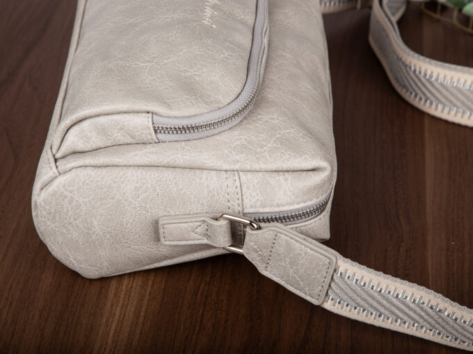 102b2805336c28a7d622bd5a47634d72