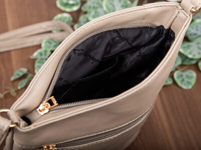 39b69edd85557918edd057ef98823610