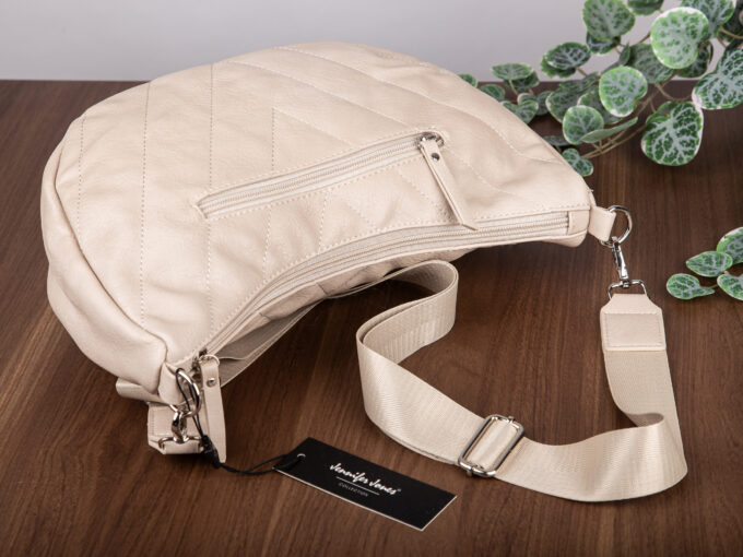 b19f97f2370b1c3d545e86707e5de712