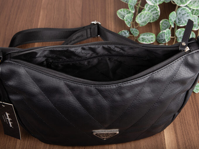 97cd229ab0c53a4e3303475b50fbbfae