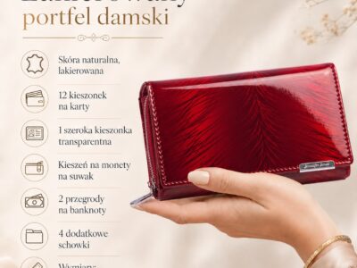 Zamknięty wiśniowy lakierowany portfel damski z piórkami, widok z przodu