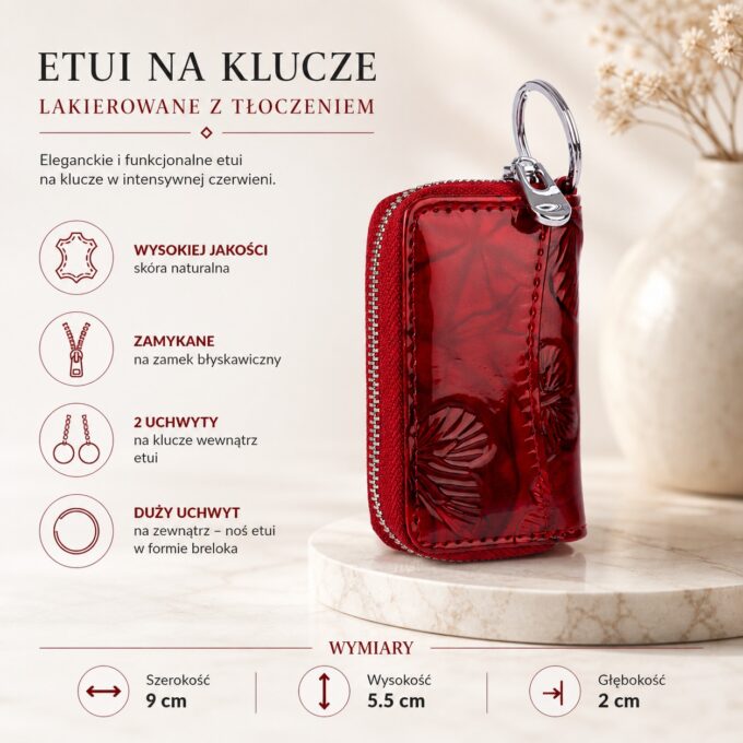 Czerwone lakierowane etui na klucze z tłoczonym motylkiem, z karabińczykiem
